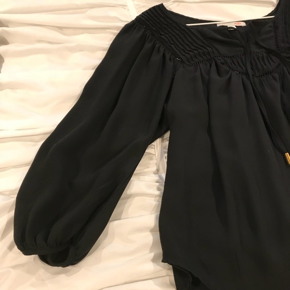 Gianni Bini flowy black sheer blouse - Picture 3 of 4